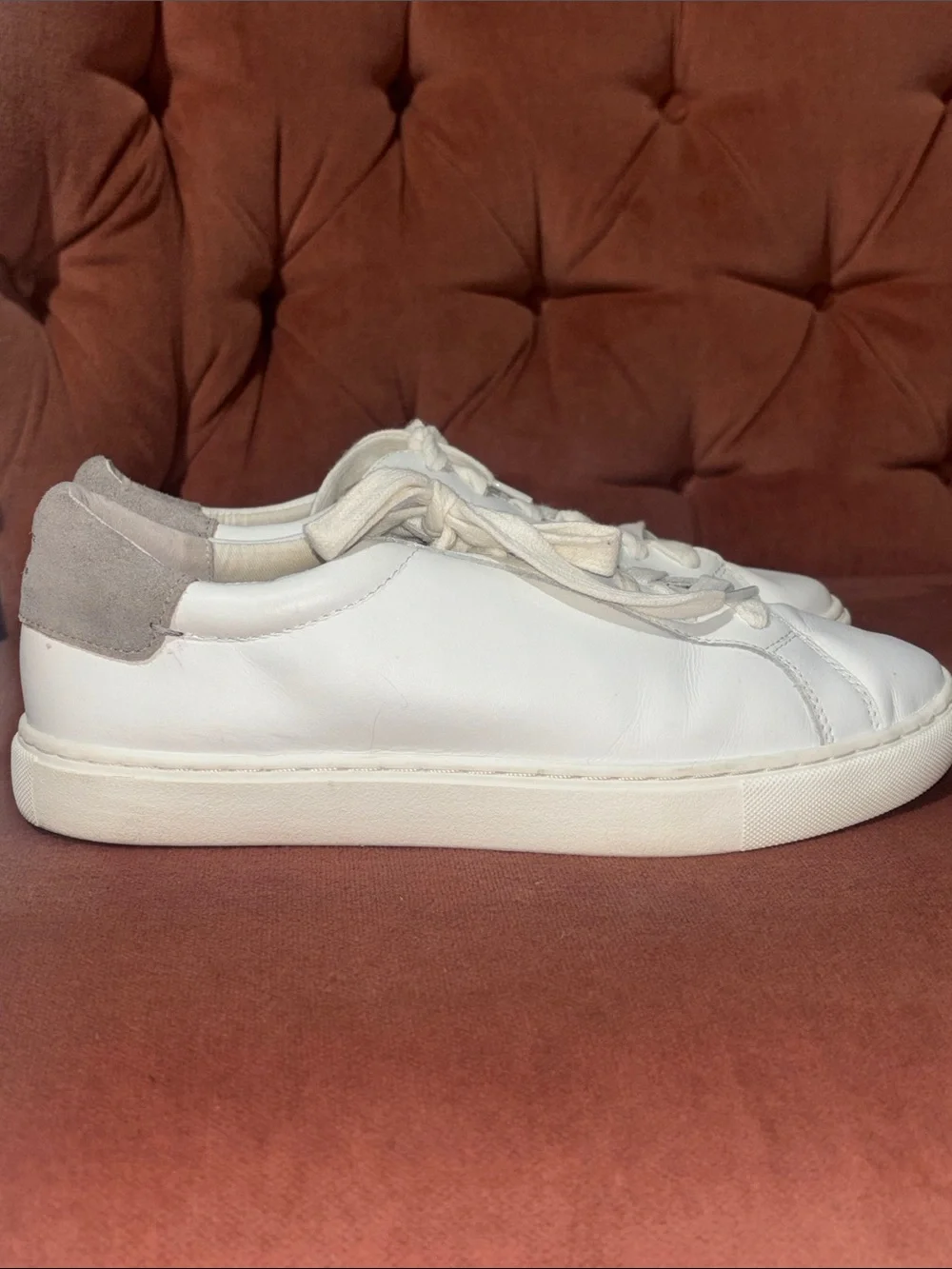 Sam Edelman low top white classic sneakers suede back y2k style shoe women’s 7